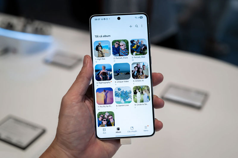 Trải nghiệm Galaxy S25 Edge Siêu mỏng, nhẹ và đầy phong cách