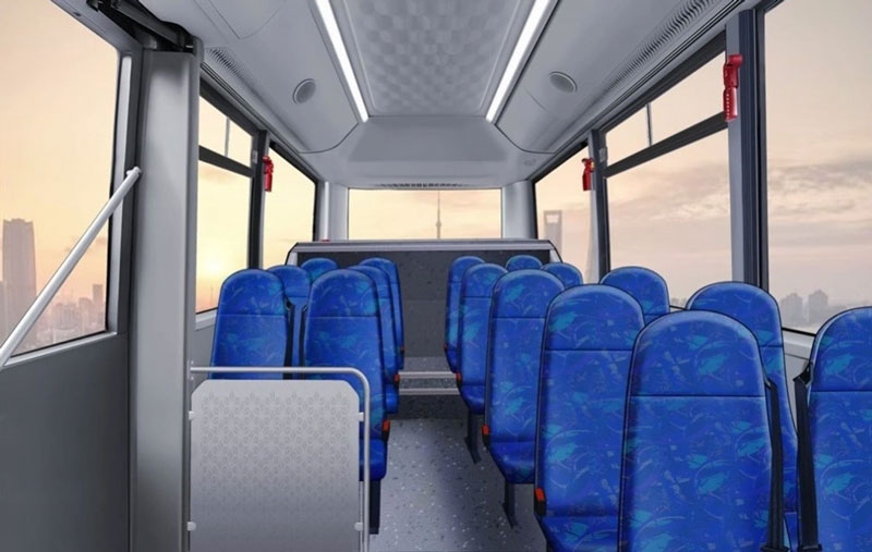 VinFast ra mắt bus điện EB 6 cho đô thị và học sinh