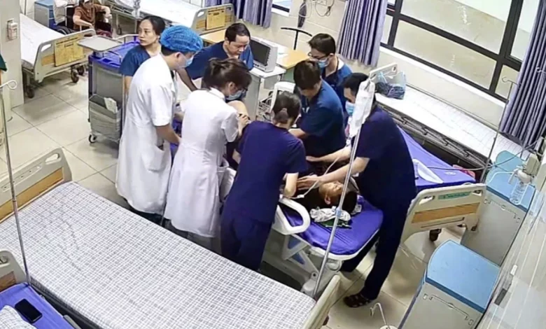 Người đàn ông hành hung y bác sĩ tại Thanh Ba bị xử phạt 40 triệu đồng