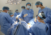Cô gái 24 tuổi được phẫu thuật trả lại giới tính nữ thành công