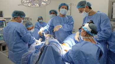 Cô gái 24 tuổi được phẫu thuật trả lại giới tính nữ thành công