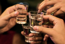 Nguy hiểm từ rượu không rõ nguồn gốc: Cảnh báo ngộ độc methanol