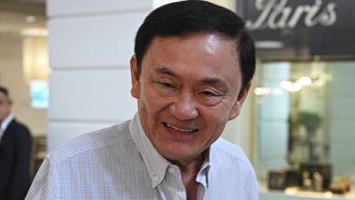 Hai bác sĩ Thái Lan bị đình chỉ vì điều trị cho Thaksin