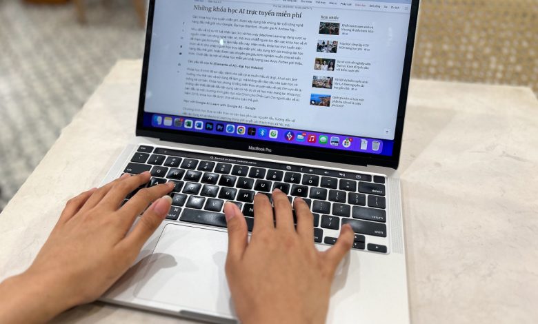 Thế hệ trẻ nỗ lực học AI để nâng cao cơ hội nghề nghiệp