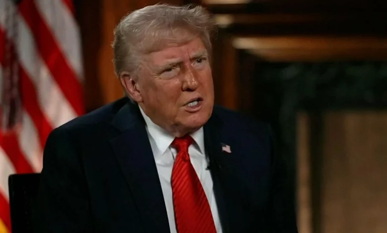 Trump không loại trừ vũ lực với Greenland, nhưng không tính đến Canada.
