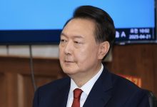 Cựu tổng thống Hàn Quốc Yoon Suk-yeol đối mặt nhiều cáo buộc pháp lý.