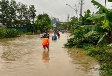 Quốc lộ 2 Tuyên Quang ngập nặng do mưa giông lớn.
