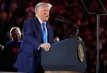Trump yêu cầu thuế 100% lên phim sản xuất nước ngoài để cứu Hollywood