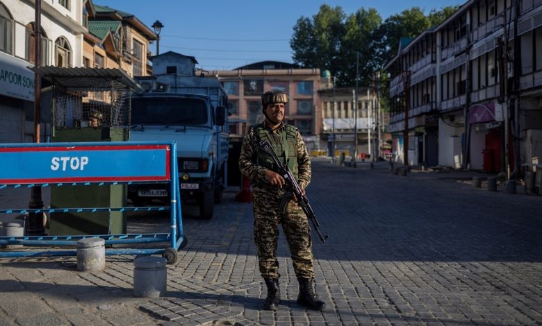 Kashmir lại bùng phát xung đột giữa Ấn Độ và Pakistan