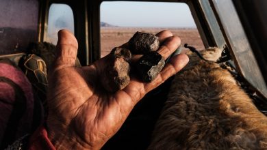 Người dân Mauritania tìm kiếm thiên thạch giữa sa mạc hoang vu