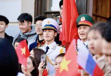 Kiều bào ở Nga hăng say cổ vũ cho quân đội Việt Nam