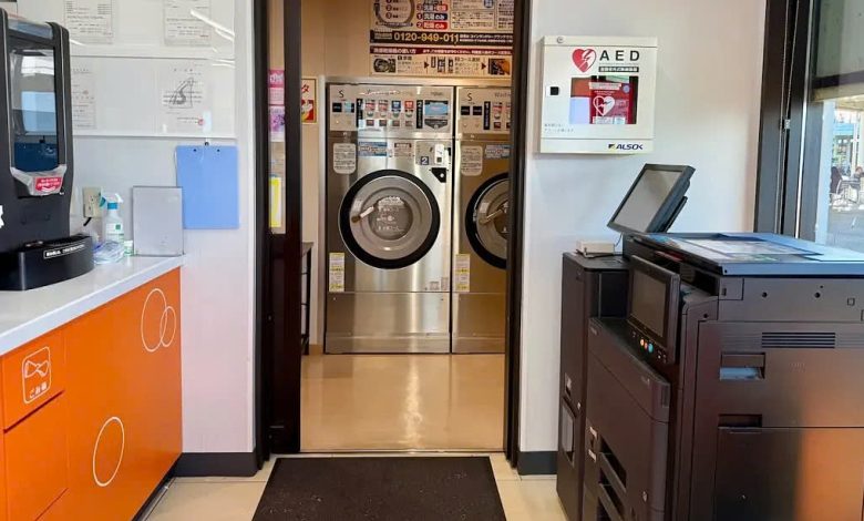 Cửa hàng Nhật Bản kết hợp dịch vụ tắm tiện lợi cho du khách