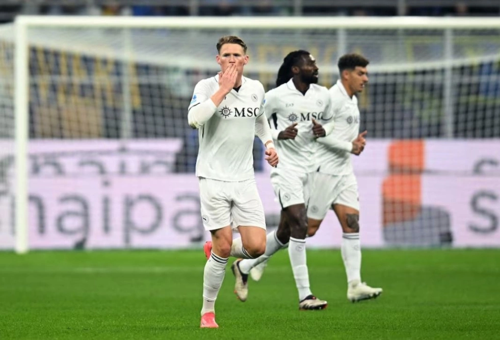 Hội chứng McTominay - Ngôi sao mới của Napoli và những bất ngờ từ Scott