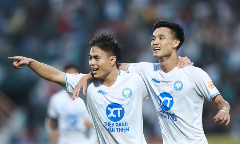 Nam Định chiến thắng Thanh Hóa, gần ngôi vương V-League 2025