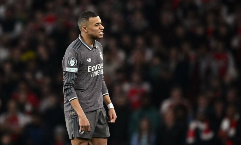 CĐV PSG Châm Chọc Mbappe Sau Khi Vào Chung Kết Champions League
