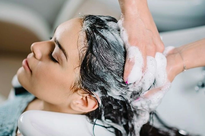 Đình chỉ lưu hành và thu hồi dầu gội Hanayuki do không đạt chất lượng