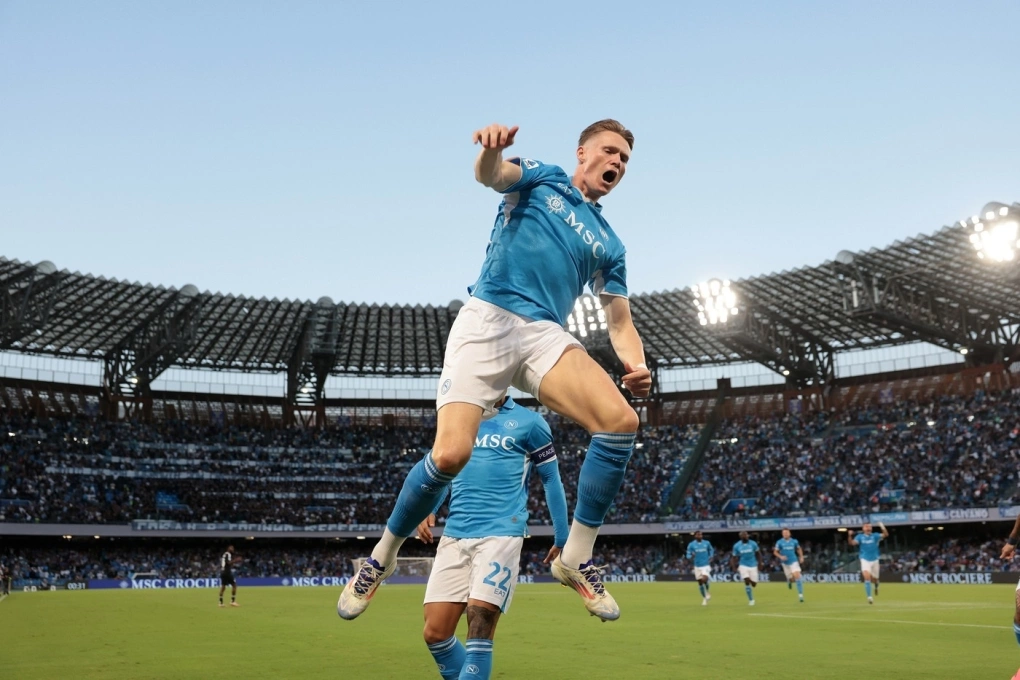 Hội chứng McTominay - Ngôi sao mới của Napoli và những bất ngờ từ Scott