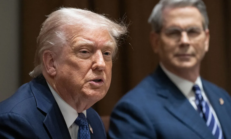 Trump dự kiến giảm thuế hàng Trung Quốc xuống còn 80%