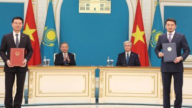 Việt Nam và Kazakhstan ký ghi nhớ hợp tác chuyển đổi số và hàng không vũ trụ.