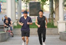 Người bệnh suy giãn tĩnh mạch nên chọn bài tập nào?
