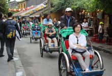 Lượng du khách Trung Quốc vào Việt Nam tăng vọt vì sao?